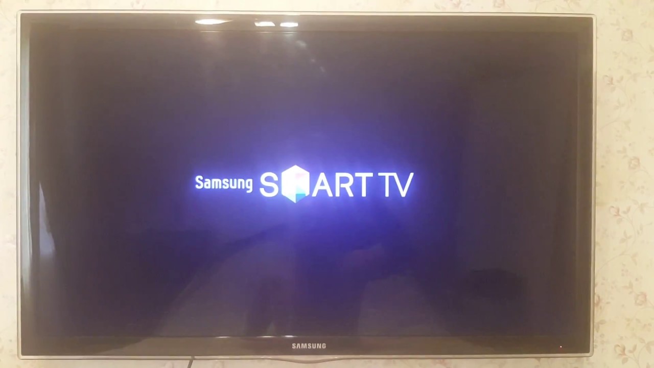 При включении телевизора samsung. ТВ Samsung ue40d5520rw?. Samsung ue40d5500rw. ТВ самсунг 40уе5500д. Ue40d5500rw Samsung пульт.