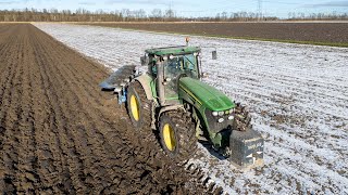 John Deere 7930 & 6215R w. Lemken Juwel 8 | Winter ploughing in snow | WUR Open Teelten - Lelystad