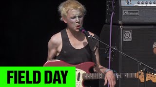 Pond - You Broke My Cool | Field Day 2014 | FestivoTV