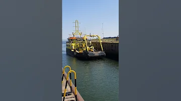 ??? Vlissingen Netherlands ???? Sluicebox @TravelwithHugoF  #boatlock #sluicebox #sluice #sluis