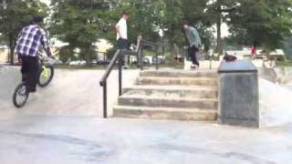 Montage Mess Around.