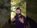 Human and Alien hunt a criminal