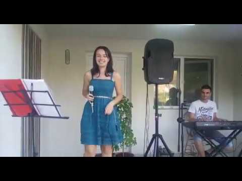 Nicoleta Dumitru- Florile-n castan s-au scuturat