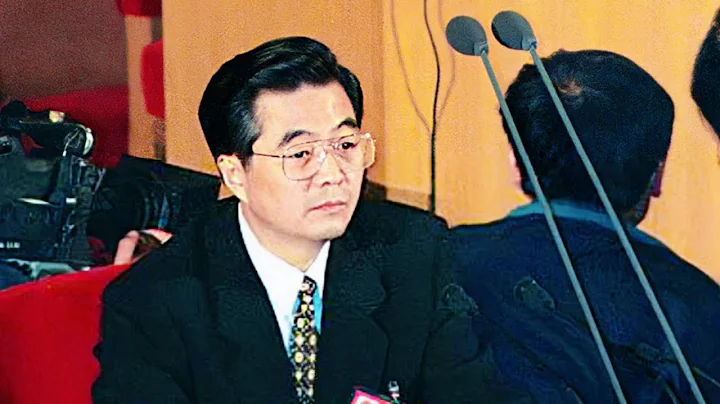 大會主席團常務主席胡錦濤宣布朱鎔基當選國務院總理，1998年3月九屆人大一次會議 - 天天要聞