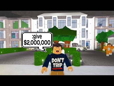 I GAVE HER $2,000,000 AND SHE BUILT THIS MANSION IN ROBLOX BLOXBURG!