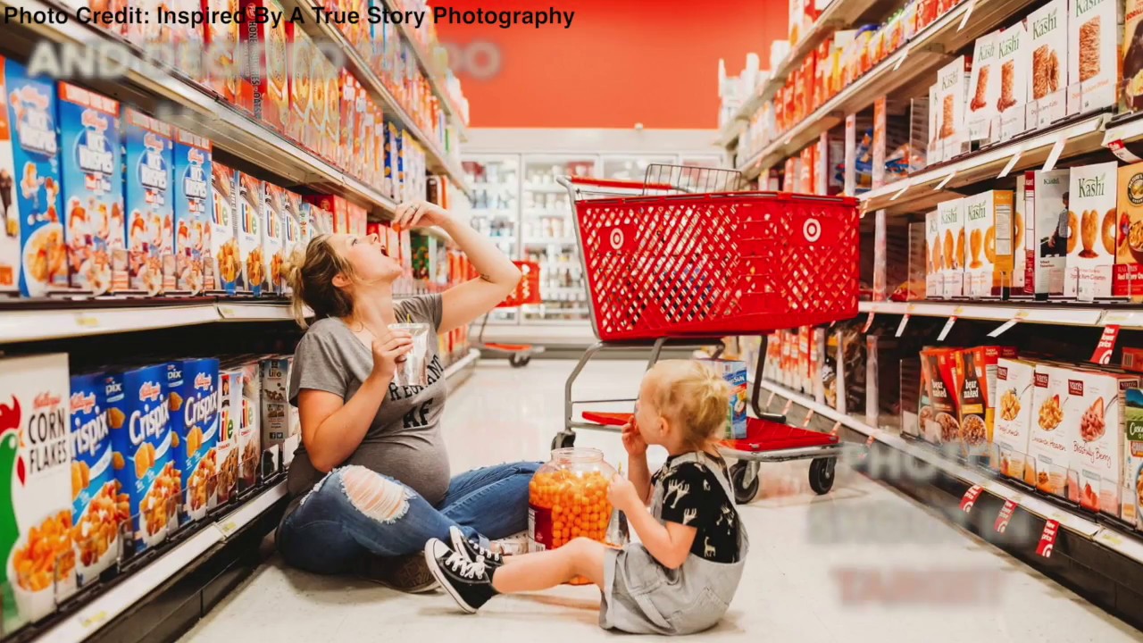 St. Louis Mom Goes Viral With Target Photoshoot - YouTube