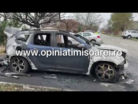 Masina directorului de la Piete Timisoara, incendiata in fata casei