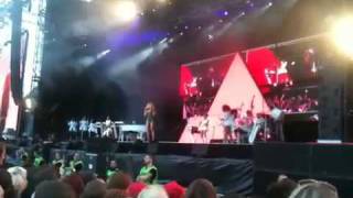 Beyonce oxegen 2011 irreplaceable