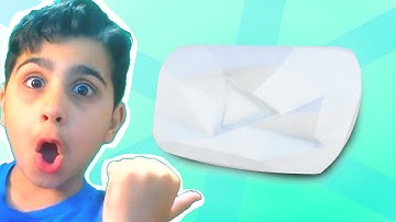 I GOT *DIAMOND PLAY BUTTON* IN ROBLOX YOUTUBE SIMULATOR - YouTube Simulator