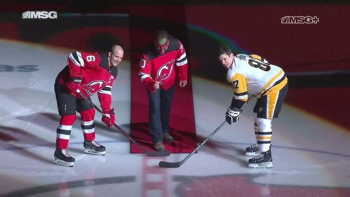 NJ Devils celebrate '90s night with Puddy