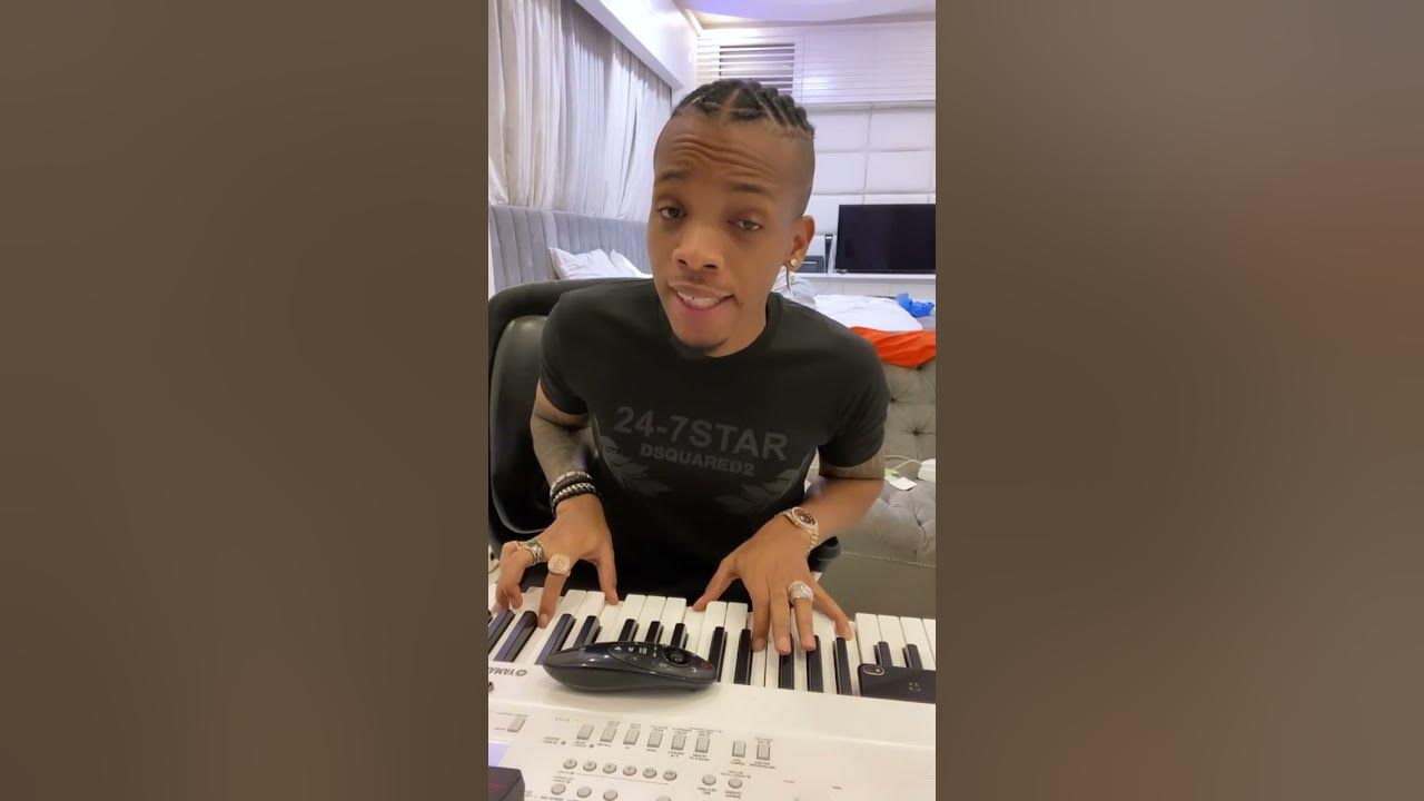 Tekno plays enjoy on keyboard