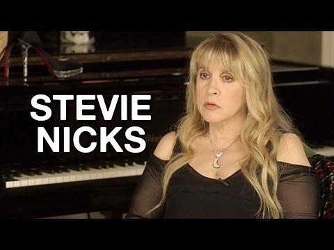 Stevie Nicks Talks Working With Soldiers - Exclusive Interview