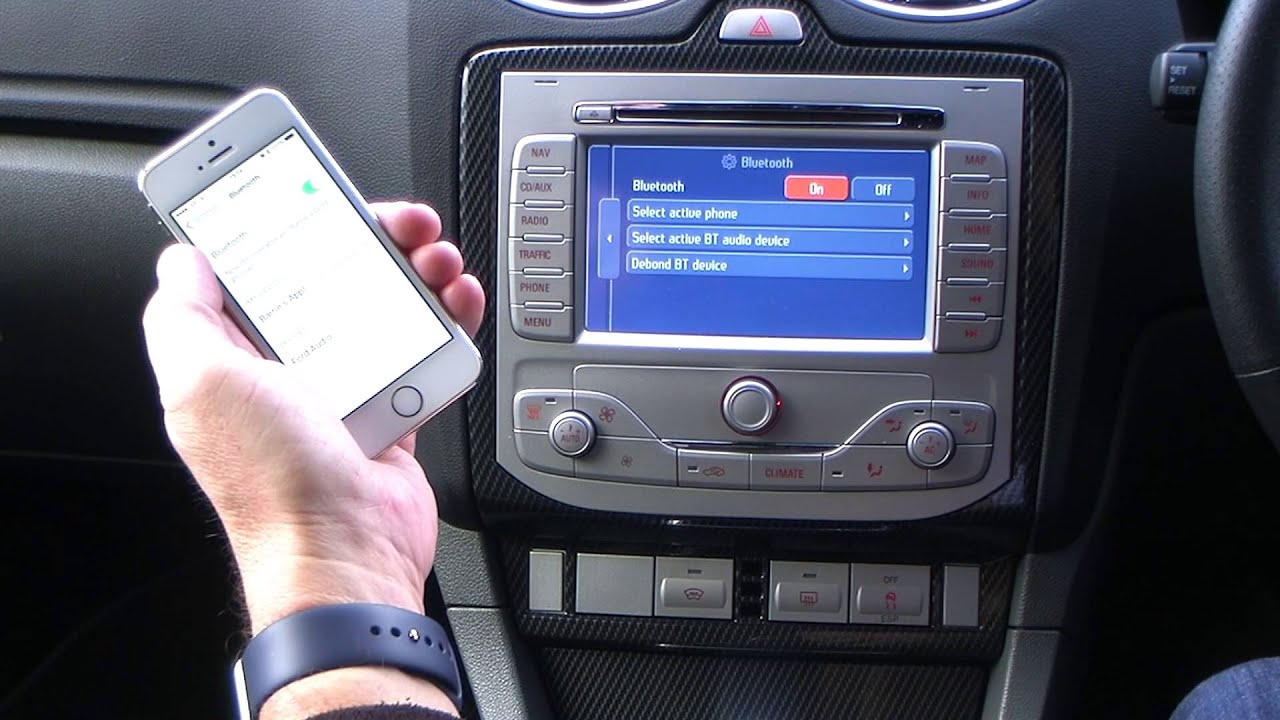Pairing youre iPhone to the Bluetooth 