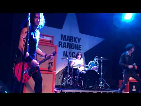Marky Ramone’s Blitzkrieg - Cretin Hop/Spider-Man/R.A.M.O.N.E.S (live)