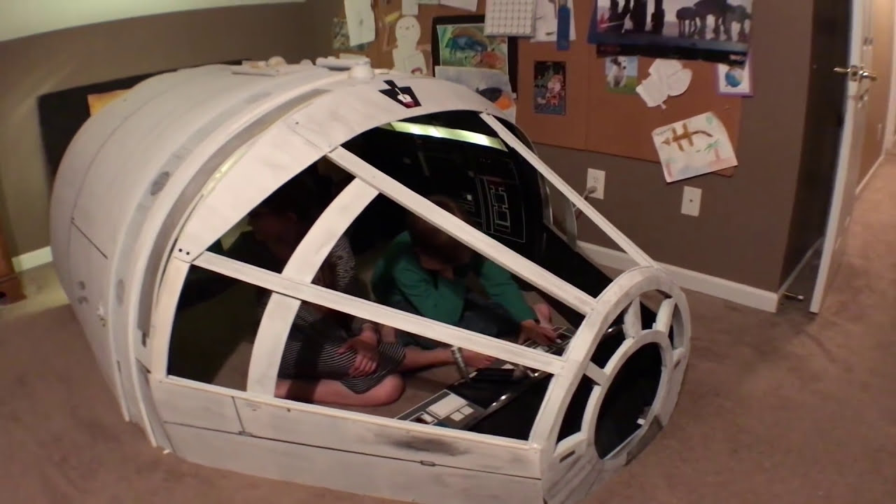 millennium falcon dog bed