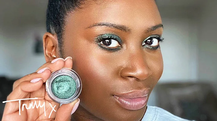 Pauline Briscoe Creates An Enchanting Green Eye Lo...
