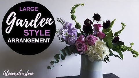 DIY Garden Style Flower Arrangement (Trader Joe’s Flower Run pt.1) @aleexischristine
