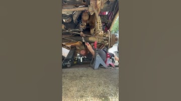 Replacing freeze plugs with the engine still in the truck #tools #mechanic #engine ne