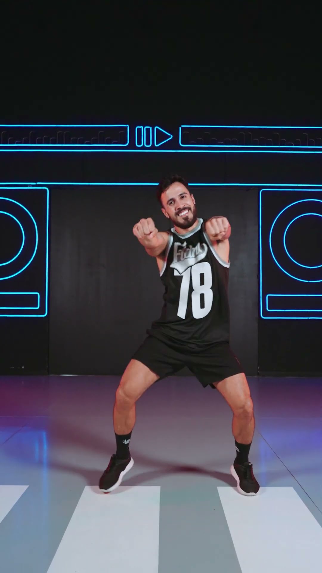 Hit do @Arthurzim e @HenryFreitas + coreografia FitDance = Perfeição ✨??
