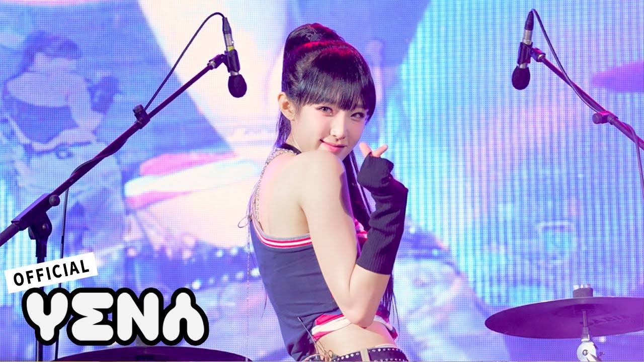 YENA(최예나) - Lxxk 2 U | 220930 SOONGSIL UNIV [4K 직캠]