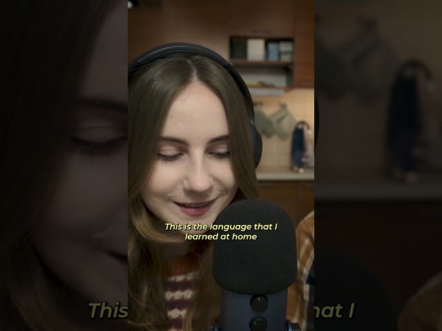 My girlfriend tries to give me ASMR