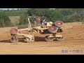 素晴らしい重機操作! シーン全体が皆に衝撃を与えました。
