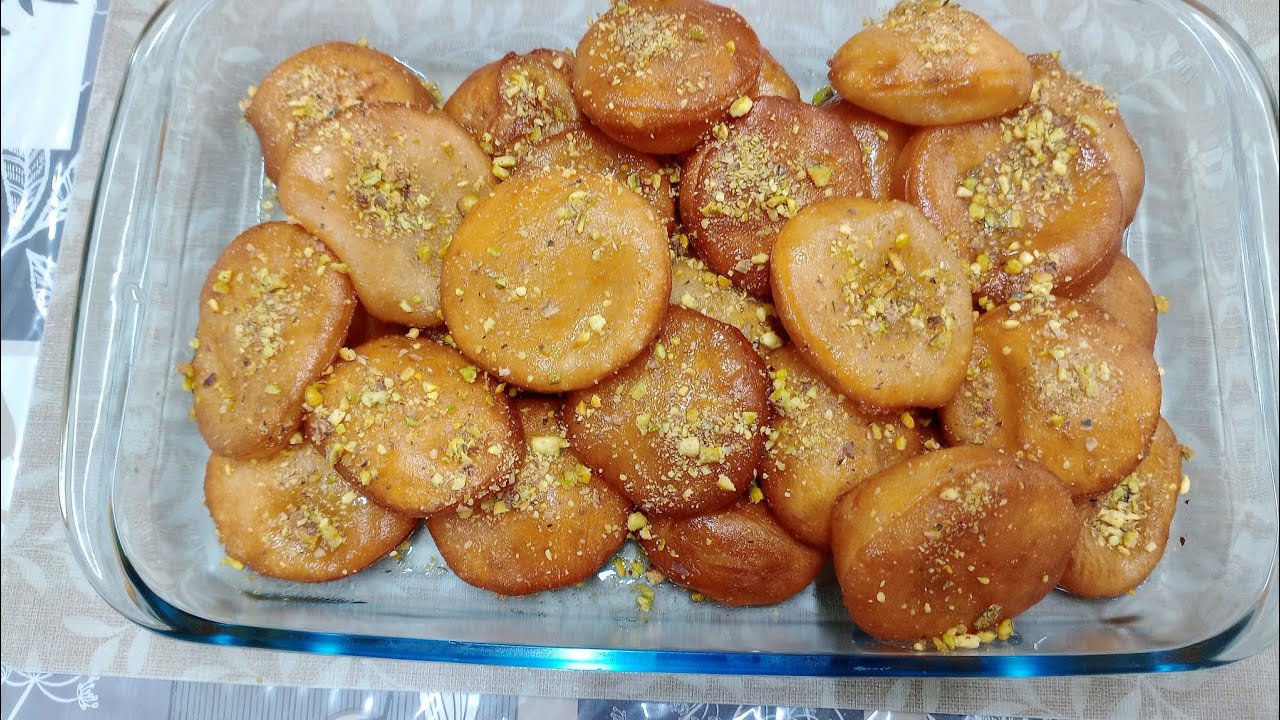 দই ময়দা দিয়ে সুস্বাদু মিষ্টি রেসিপি।