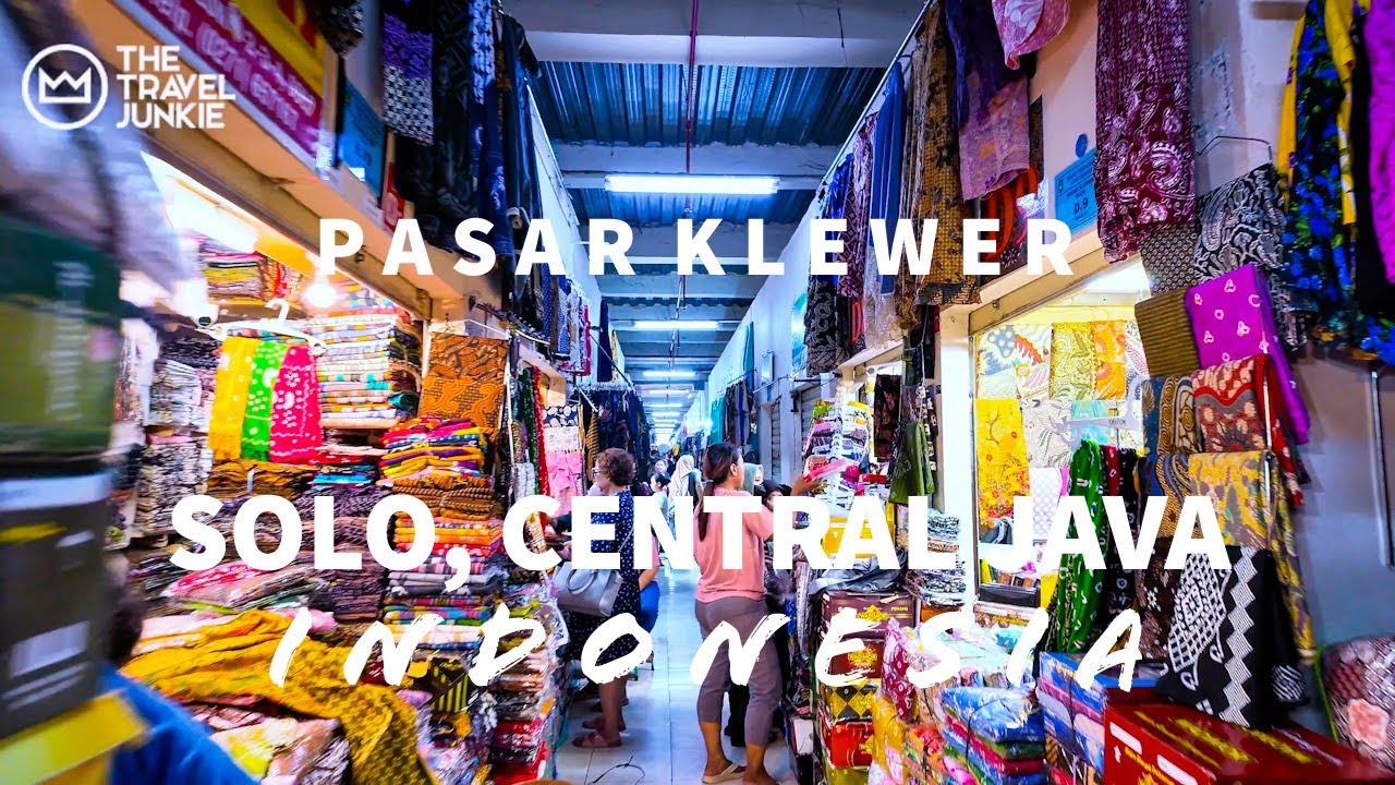 PASAR KLEWER WALKING TOUR | SOLO, CENTRAL JAVA | CULINARY & DINNER AT WEDANGAN PENDHOPO | ASMR [4K]