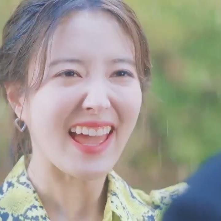 romance in the rain💓#thelawcafe #leeseunggi #leeseyoung #kdrama #hitv #foryou #watchonhitv