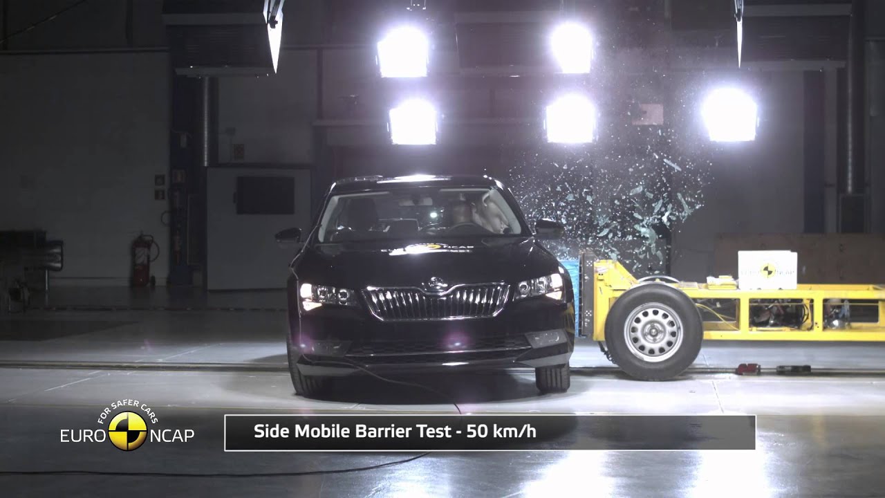 Euro NCAP Crash Test of Skoda Superb 2015 