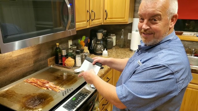 Carnivore Kitchen: LODGE Cast Iron GRILL PRESS REVIEW  The Carnivore Diet  Best Kitchen Appliances 