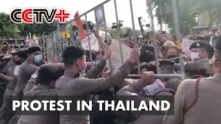 Thousands Demand New Elections, Constitution in Thailand