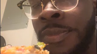 Is This Pizza Anything But Average? (Hungry Howies Food Review)
