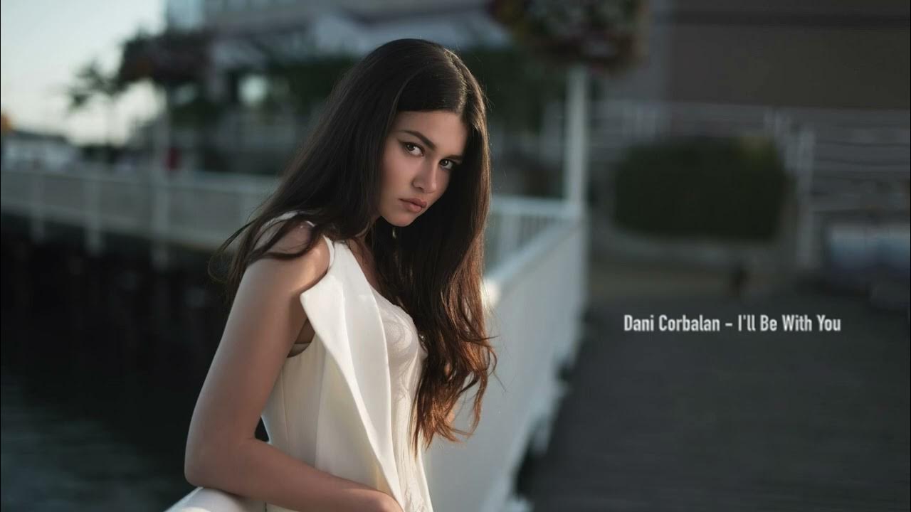 Алиса дармина ofeliya moonspell. Красивая задумчивая девушка. Алессандро ди. Девушки с ним. Девушка.