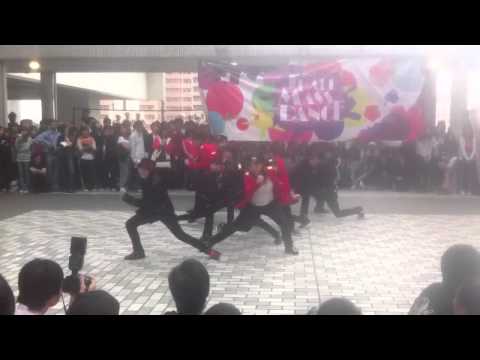 HKU Joint Hall Mass Dance 2011 - Suen Chi Sun