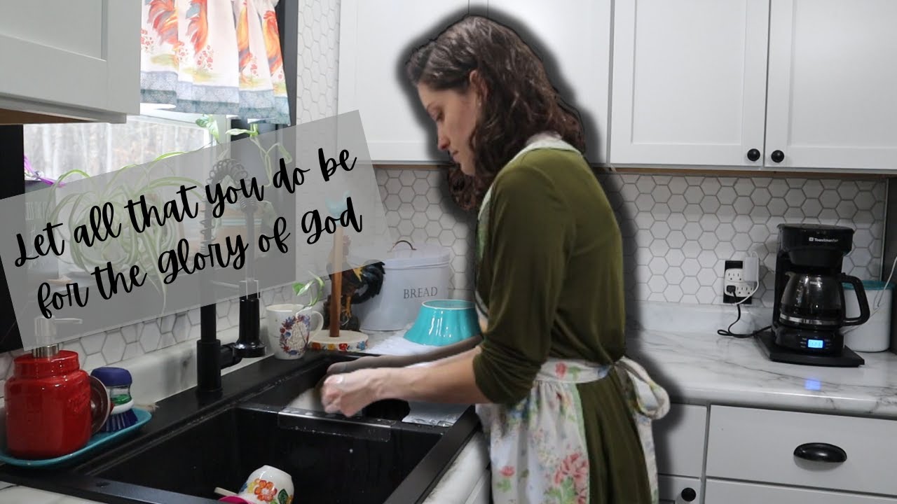 Homemaking while Exhibiting God's Love