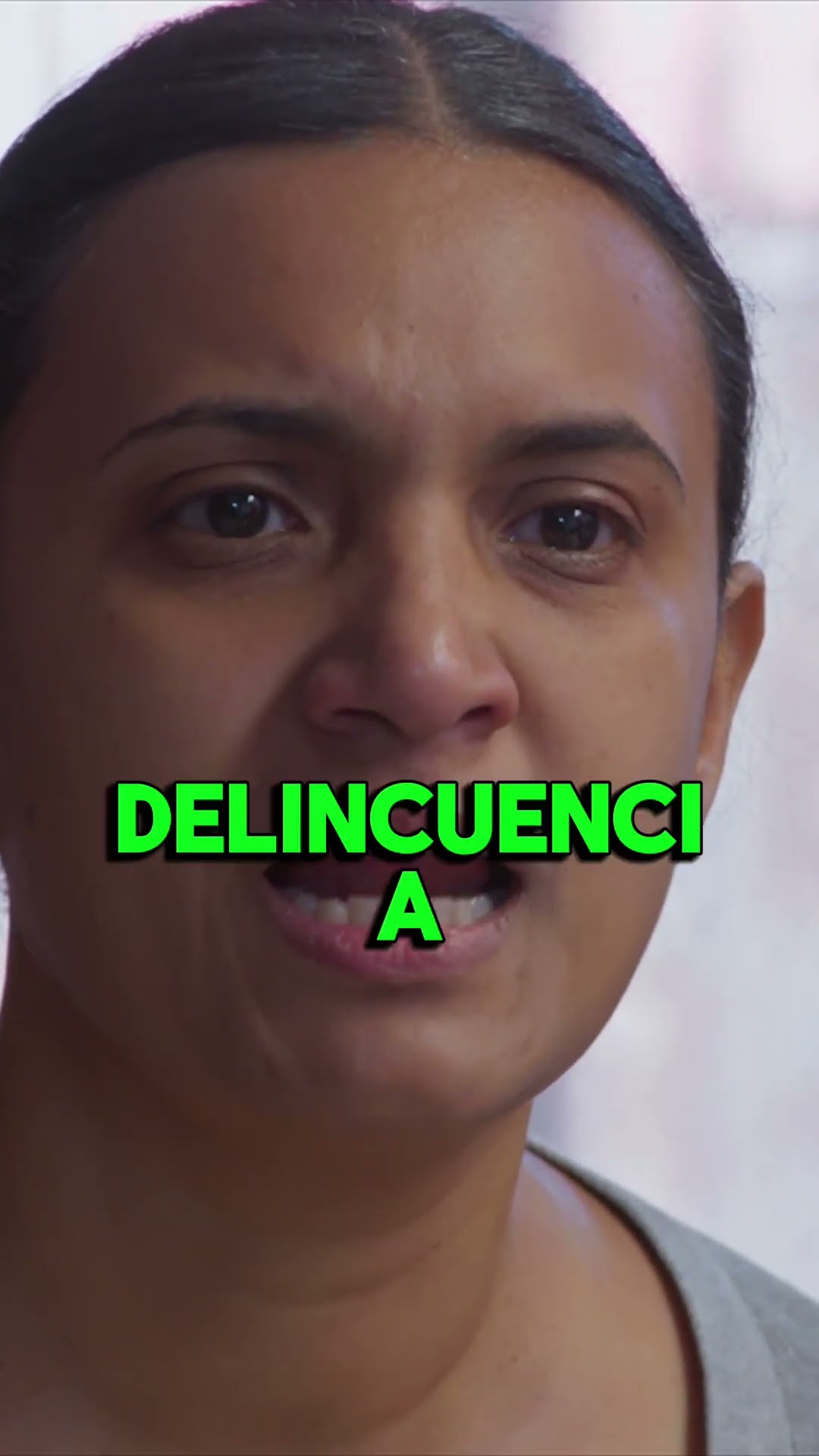 ?? Abigail descubre que su mamá la tuvo en prisión #NacidaPresa #LaRosadeGuadalupe