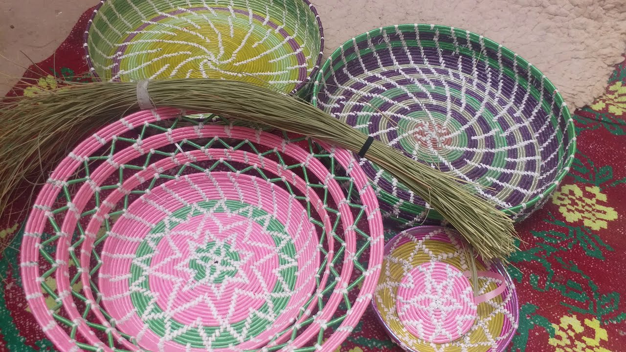 هنا الابداع / صنع قفة بشرائط بلاستيكية