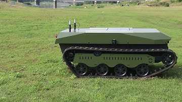 TinS 17 robot chassis with control box