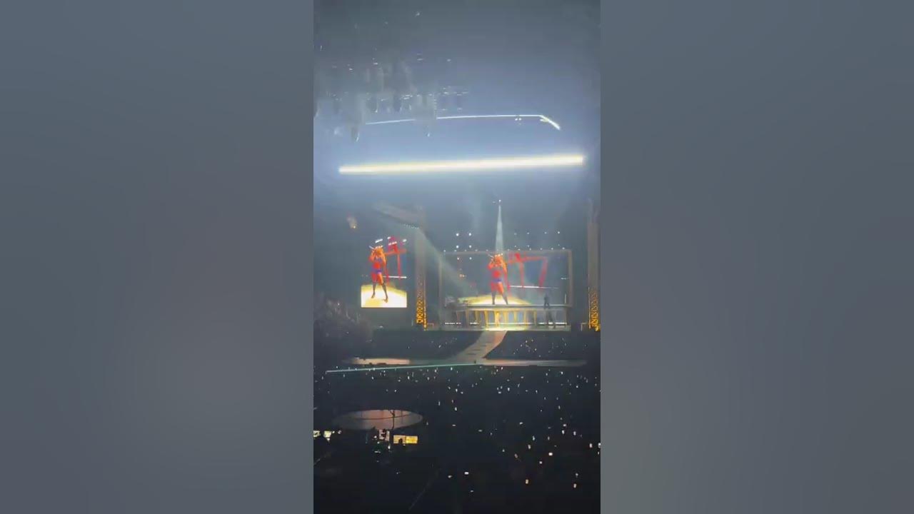 Tate Performing "Just Keep Watching" Live For The First Time On The Miss Possessive Tour Vancouver