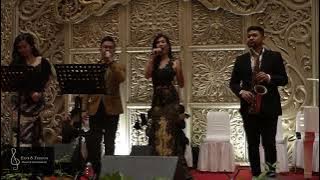 Kamu Yang Ku Tunggu - Afgan&Rossa (Cover by Pane&Friends)