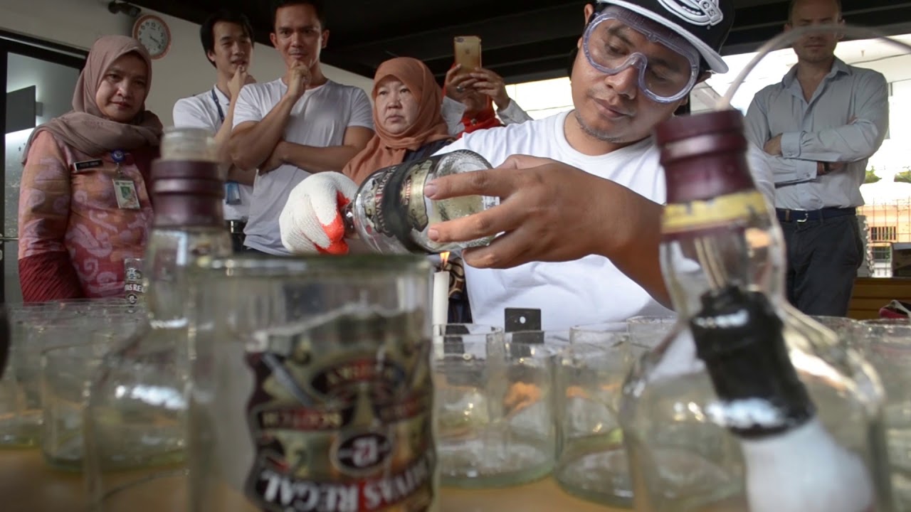 Pernod Ricard Indonesia dan Kertabumi Daur  Ulang  Botol  