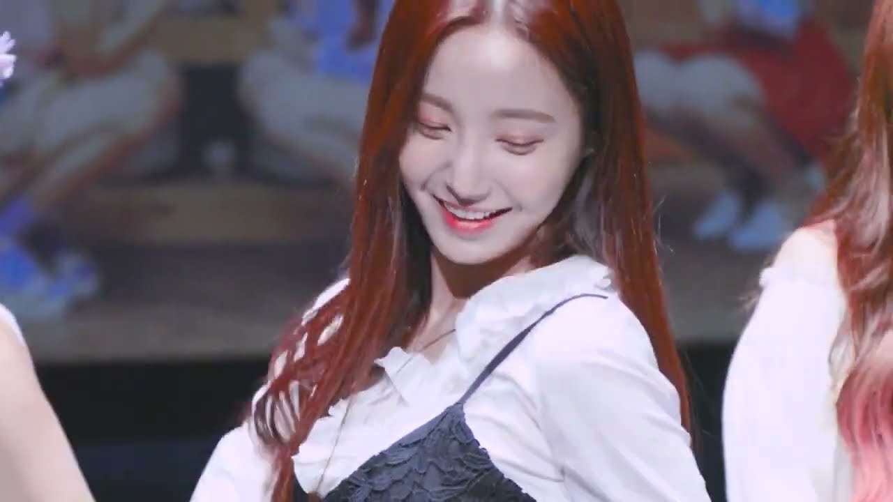 Yeonwoo- WE MISS IDOL YEONWOO