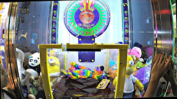 Arcade WINS. Trapdoor Prize Plush Toys Instant クレーンゲーム