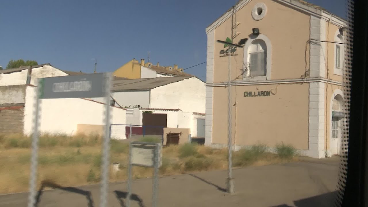 Emoción y reivindicación marcan el último servicio de tren Aranjuez-Cuenca