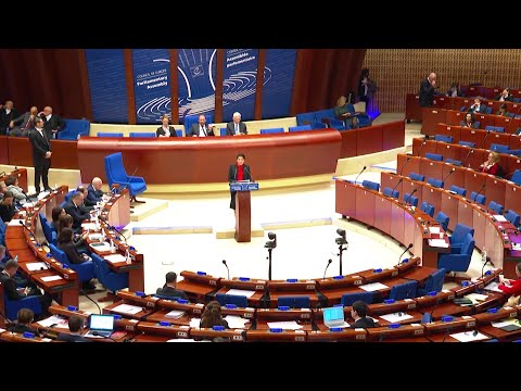 ''სალომე ზურაბიშვილი მოსიარულე სკანდალი'' - ოპოზიცია სალომე ზურაბიშვილზე