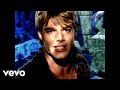 Ricky Martin - She Bangs (Official Video)