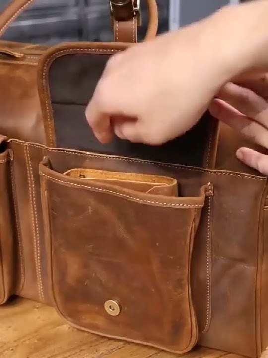 Rugged Leather Duffle Bag - Your Perfect Travel Companion!