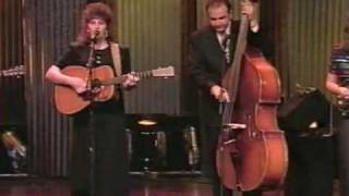 The Isaacs - Cry From The Cross chords