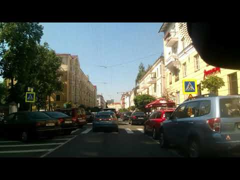 Vidéo: Voyage En Biélorussie En Voiture, Nesvizh, Partie 1